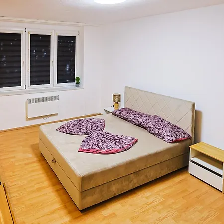 Lala Old Town Apartment *